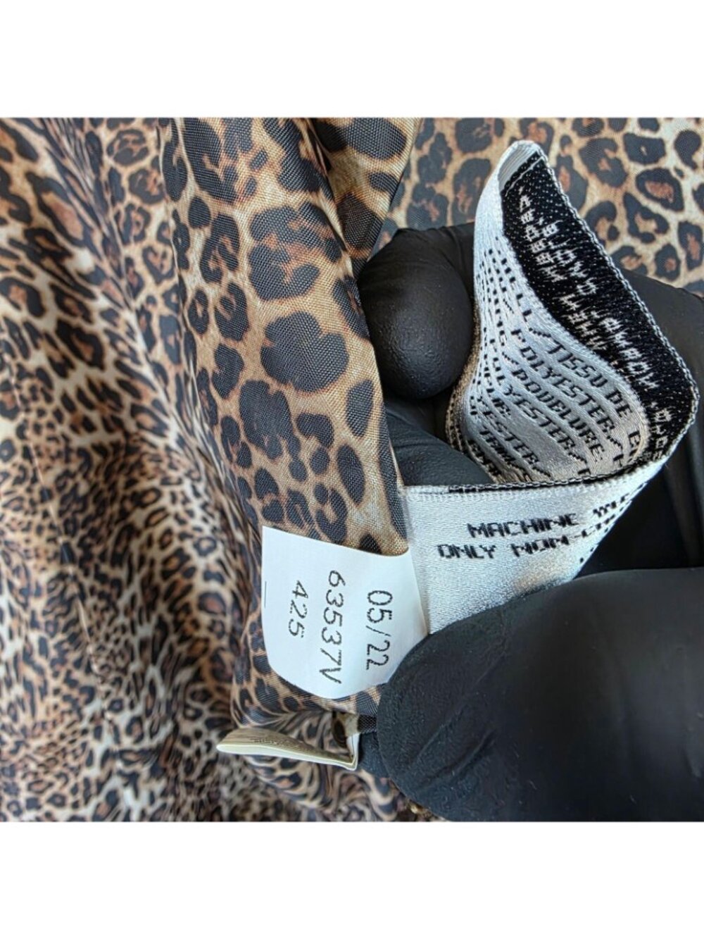 Via Spiga Coat Womens Small Black Quilted Belted Zip Leopard Lining Mid Length - Picture 7 of 12